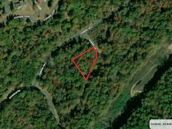 8 Gabriel Ln, Pickens, SC 29671