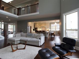 9802 SE Nicholas Dr, Happy Valley, OR 97086