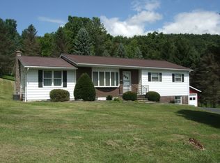 10 Village Ln, Lock Haven, PA 17745