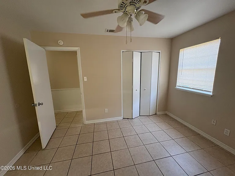 227 Linda Dr — Photo 8