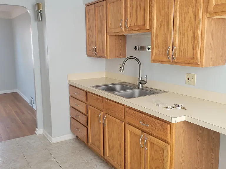 3313 Warren Rd — Photo 2