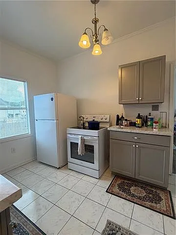 2618 S Miro St — Photo 3