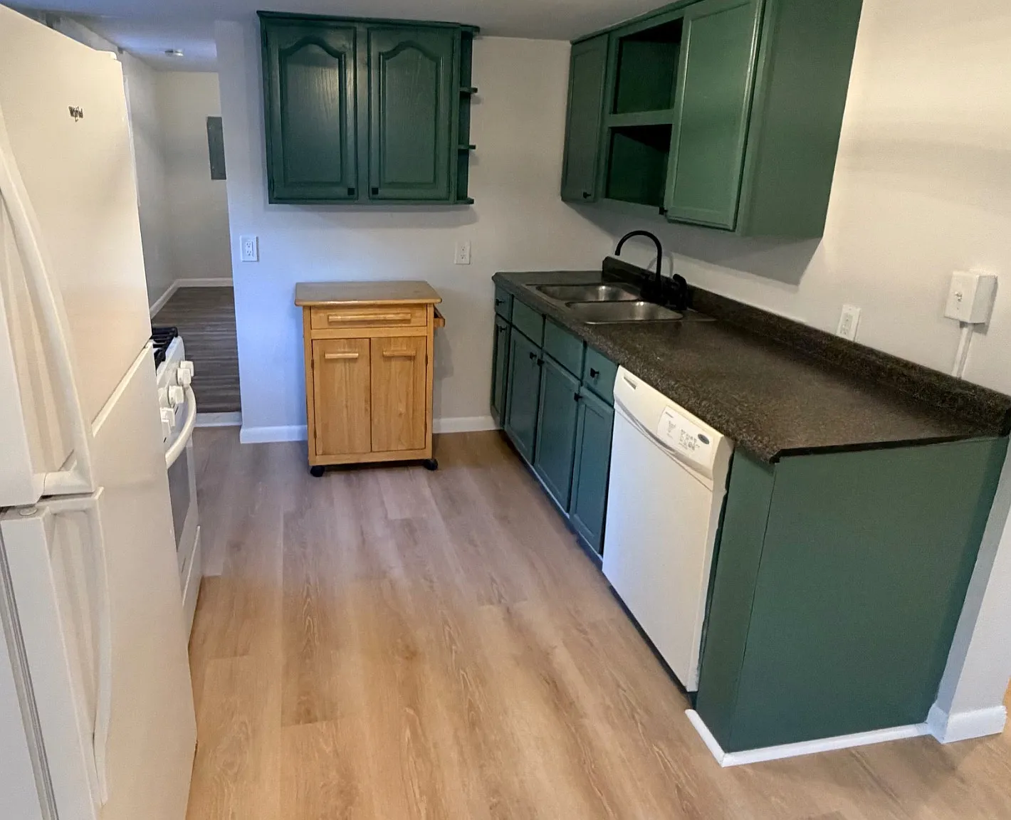 2 bed, 800 sqft, $925 — Photo 4