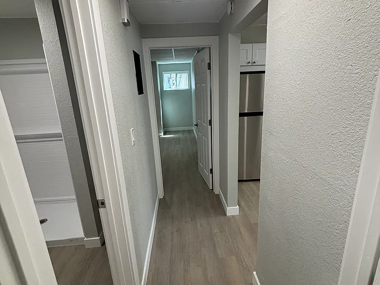 1934 12th Ave #3 — Photo 8