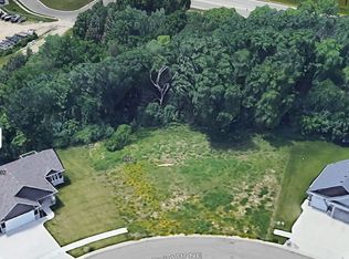 3981 Stone Point Dr NE, Rochester, MN 55906