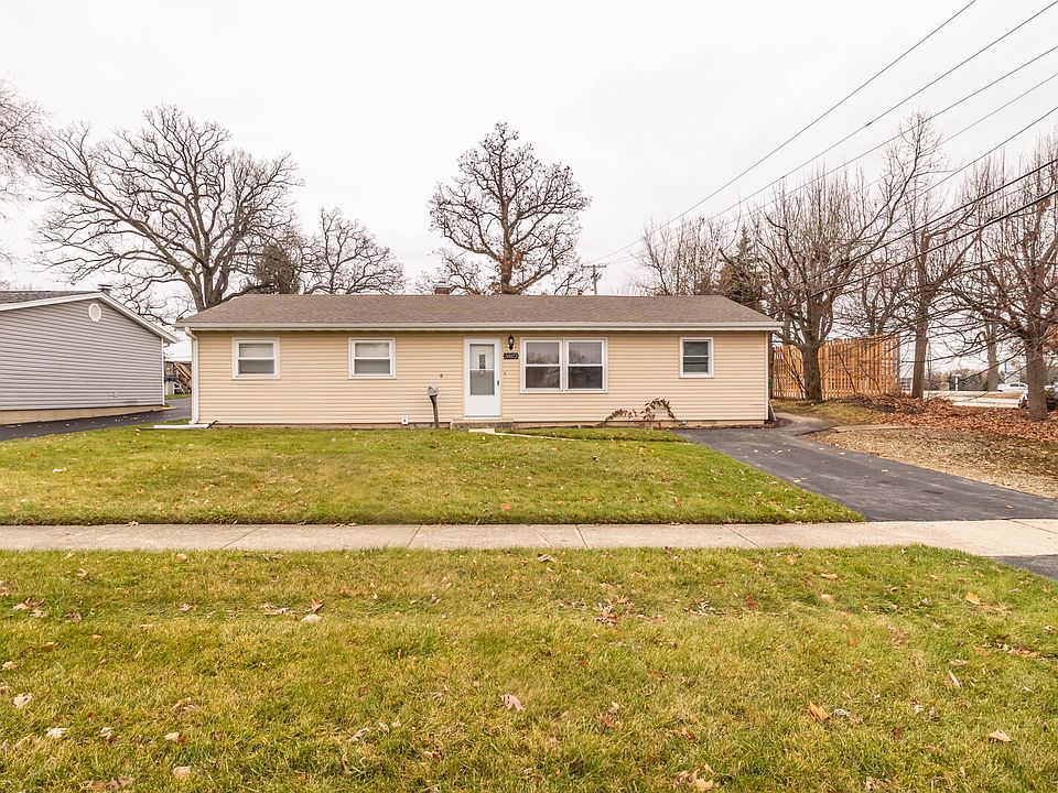 1st image of 36073 N Oakwood Dr