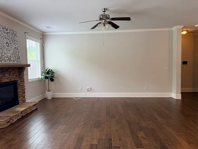 3830 Cordova Ln — Photo 7
