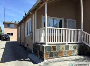 9650 D St, Oakland, CA 94603