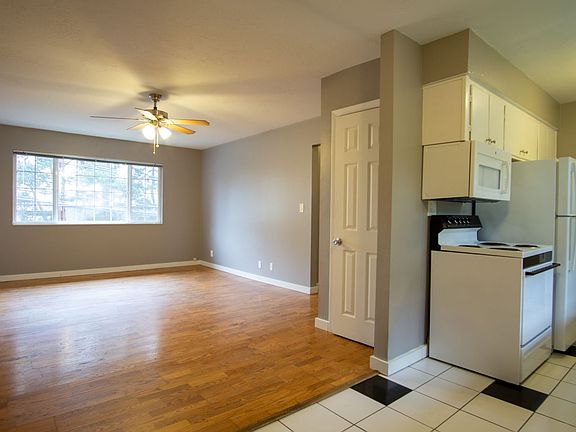 5th image of 5025 S Corbett Ave #4