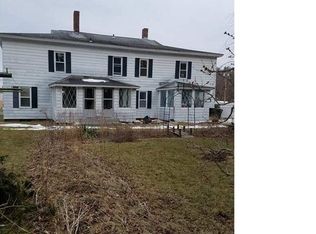 9 Vernon St, Ware, MA 01082