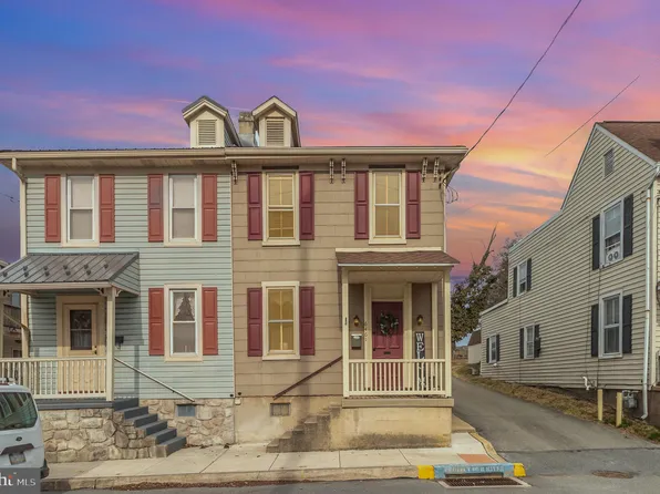 646 E Market St, Marietta, PA 17547