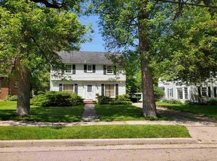 319 Winnebago Ave, Menasha, WI 54952