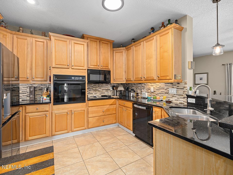 1st image of 111 JARDIN DE MER Place #111