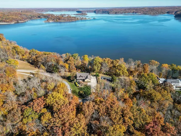 2753 E Pedigo Bay Dr, Bloomington, IN 47401