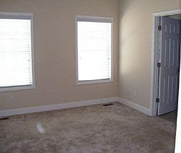 5th image of 4332 Woodhaven Ln
