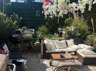 38 Nostrand Ave #1R, Brooklyn, NY 11205