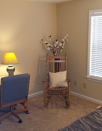 Bedroom
						:
						Large, bright bedrooms!