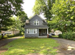 12 Bird Pl, Spring Valley, NY 10977