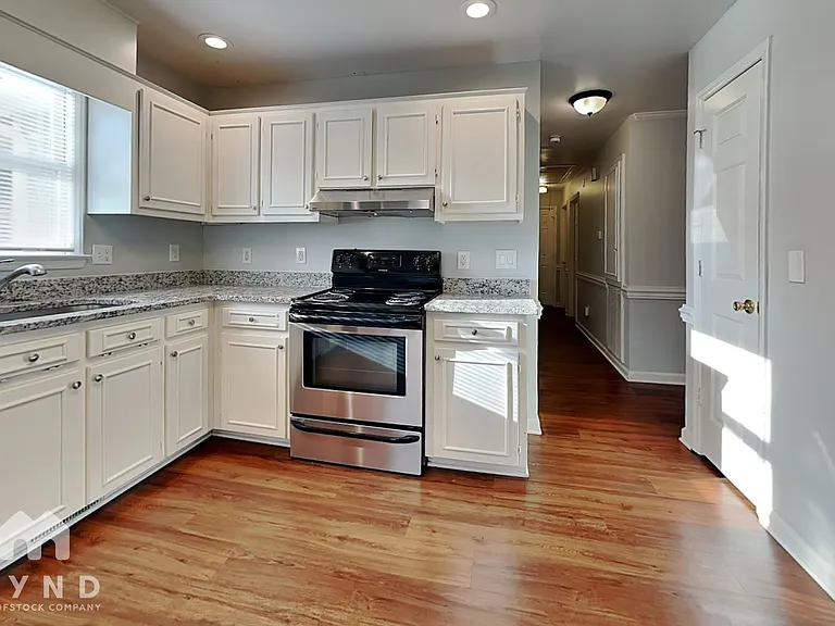 120 Harris Rd — Photo 6