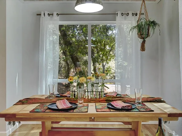 21294 Leslie Dr, Grass Valley, CA 95945