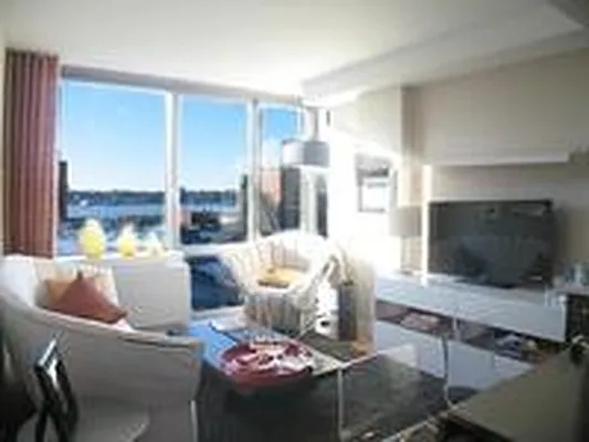 Rented by Port 10 | media 48