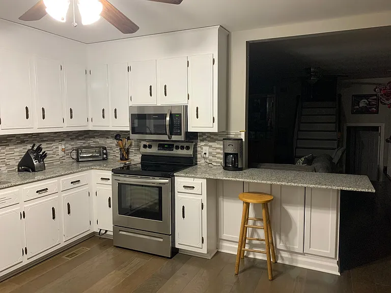 103 Shiloh Ln — Photo 3