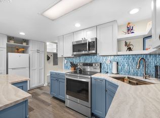 1146 N Marion Ave #1606, Gearhart, OR