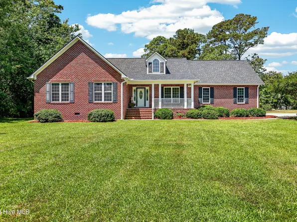 519 Carriage Lane, Jacksonville, NC 28540