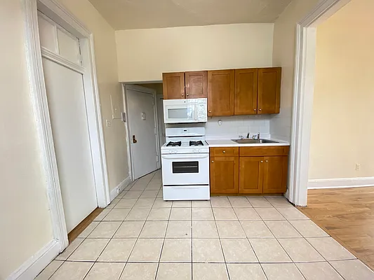 Rented by Corcoran | media 15