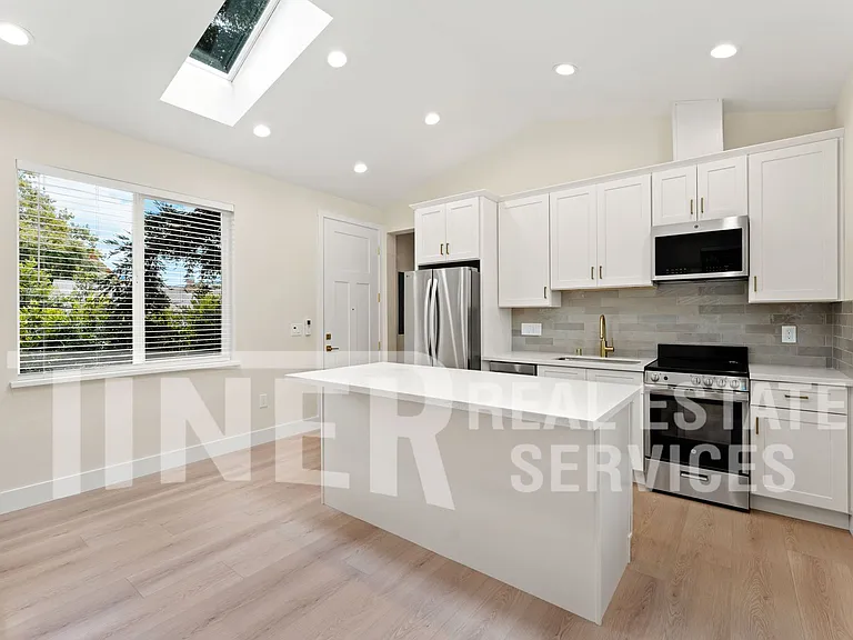 1314 Q St #5 — Photo 8