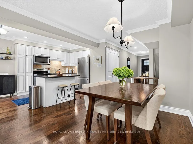 2354 Marine Dr — Photo 11