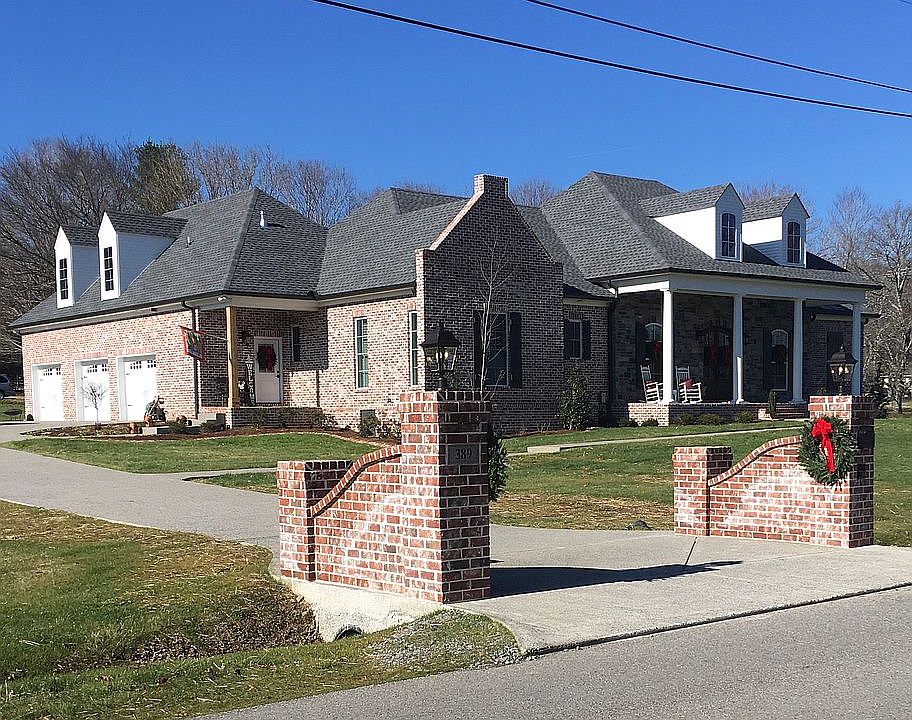 1st image of 389 Harpeth Meadows Dr