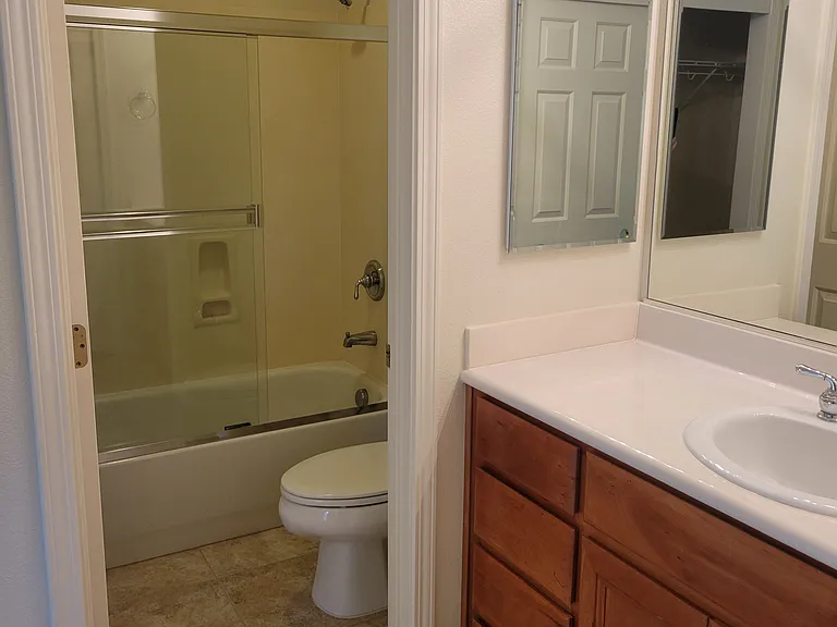 519 Western Hills Dr — Photo 21
