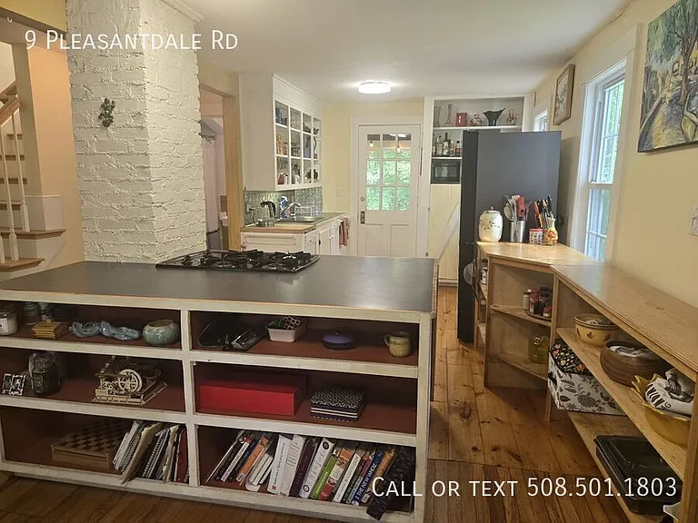 9 Pleasantdale Rd — Photo 8