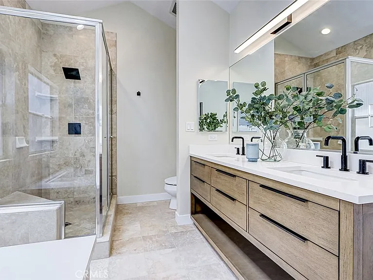 216 Monterey Blvd — Photo 24