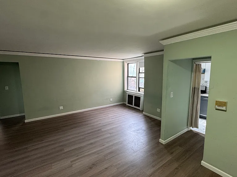 144-44 38th Ave #4C — Photo 1
