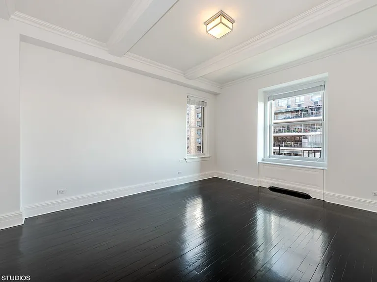 544 E 86th St #11W — Photo 5