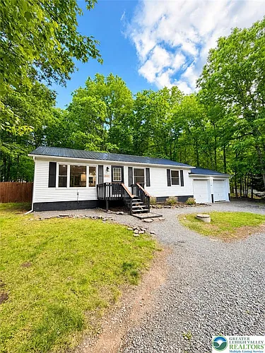 182 Mountain Rd Photo 1 182 Mountain Rd Photo 1