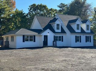 515 Miller Place Rd, Miller Place, NY 11764