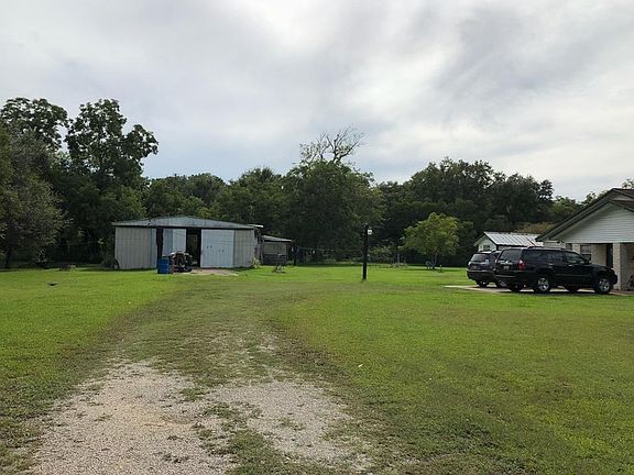 2nd image of 5427 County Road 819
