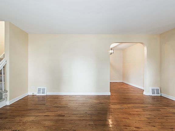 4th image of 1720 Leland Ave