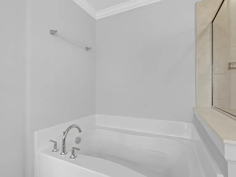 837 Peony Ln — Photo 27