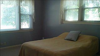 4th image of 227 Hollywood Dr