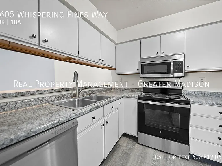 1605 Whispering Pines Way — Photo 4