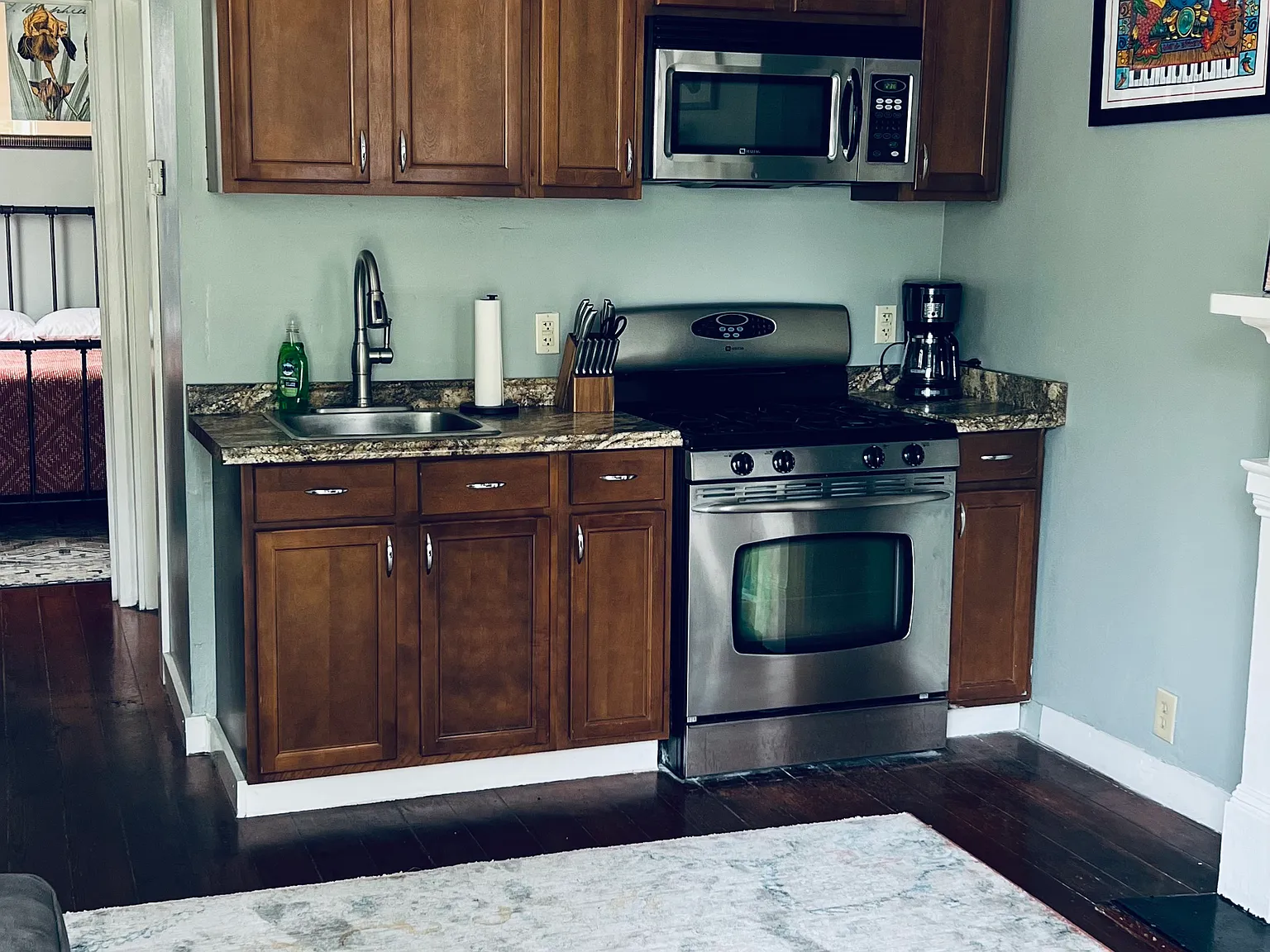 343 Joseph St — Photo 3