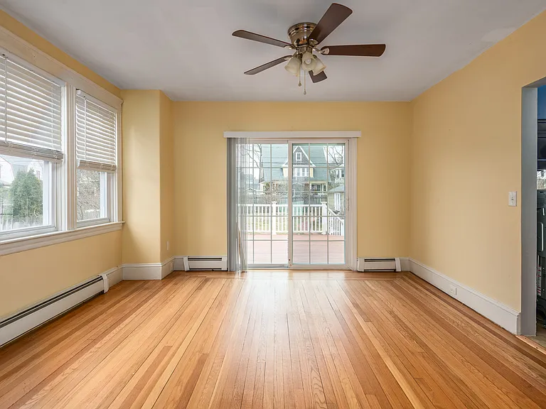 41 Berwick Ln — Photo 18