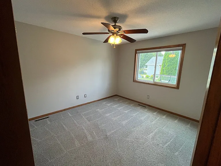 5918 Shetland Dr NW — Photo 23
