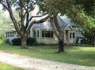 3799 Freeport Rd, Rockton, IL 61072