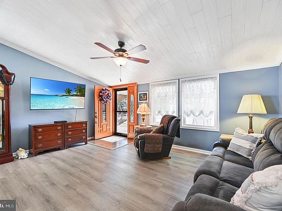 5th image of 26717 Avalon Rd