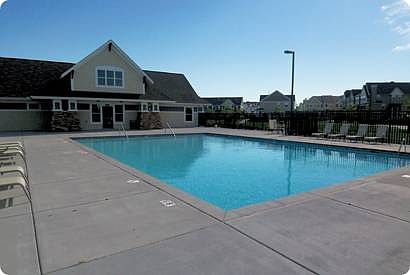 Clun swimming pool